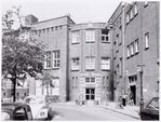 In vroeger tijden. Het gedeelte vanaf de ronding is in 1916 gebouwd.
<br/>
J.M. Arsath Ro'is/Stadsarchief Amsterdam, 1972